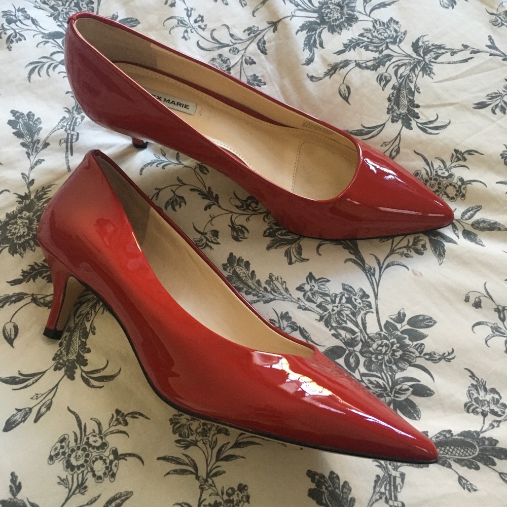 Alex Marie red pointed toe heels